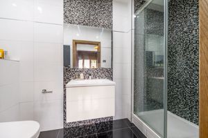 ENSUITE SHOWER- click for photo gallery